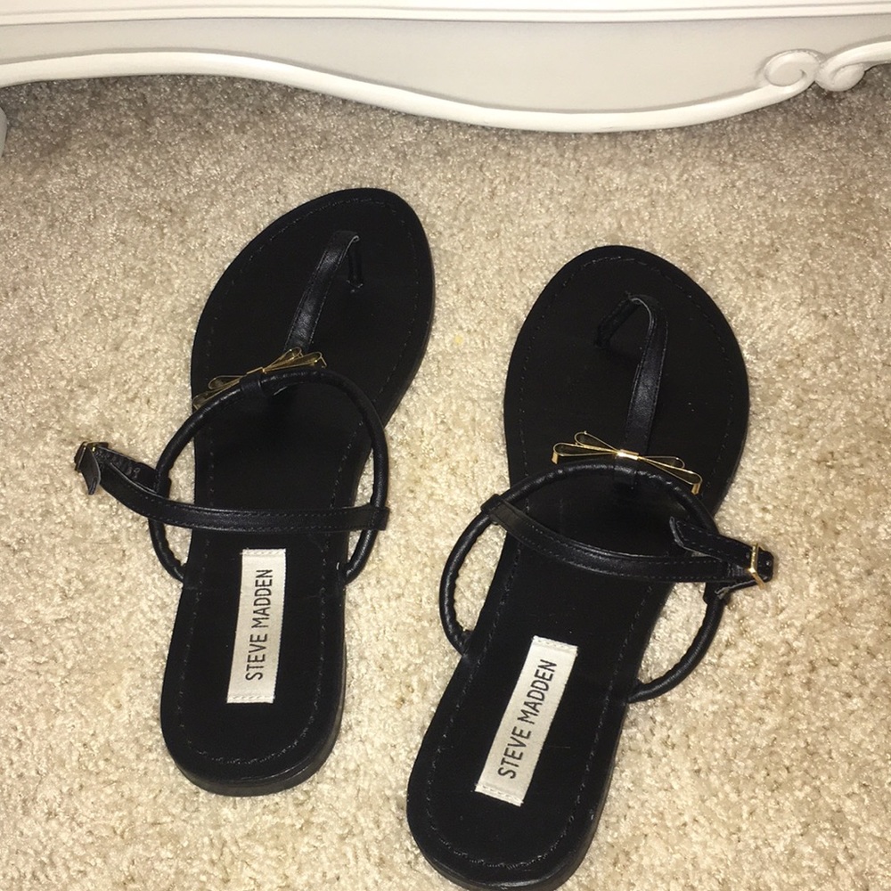 STEVE MADDEN SANDALS